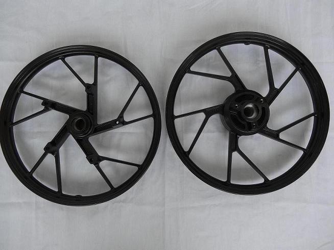 YCM037