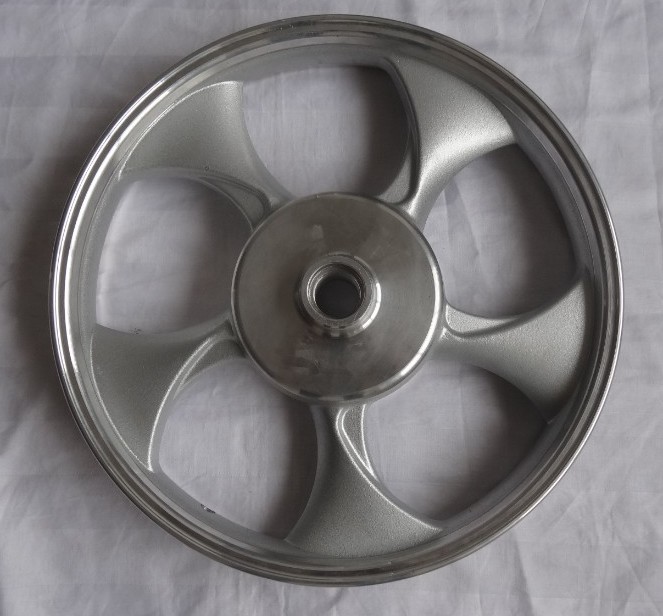 YCM077